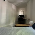 Etage Meynadier Homestay Paris