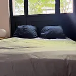 Etage Meynadier Séjour chez l'habitant Paris