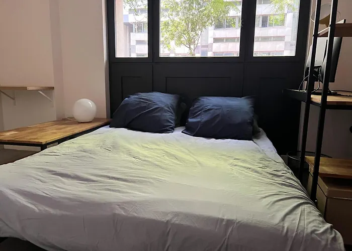 Quarto em Acomodações Particulares Etage Meynadier *